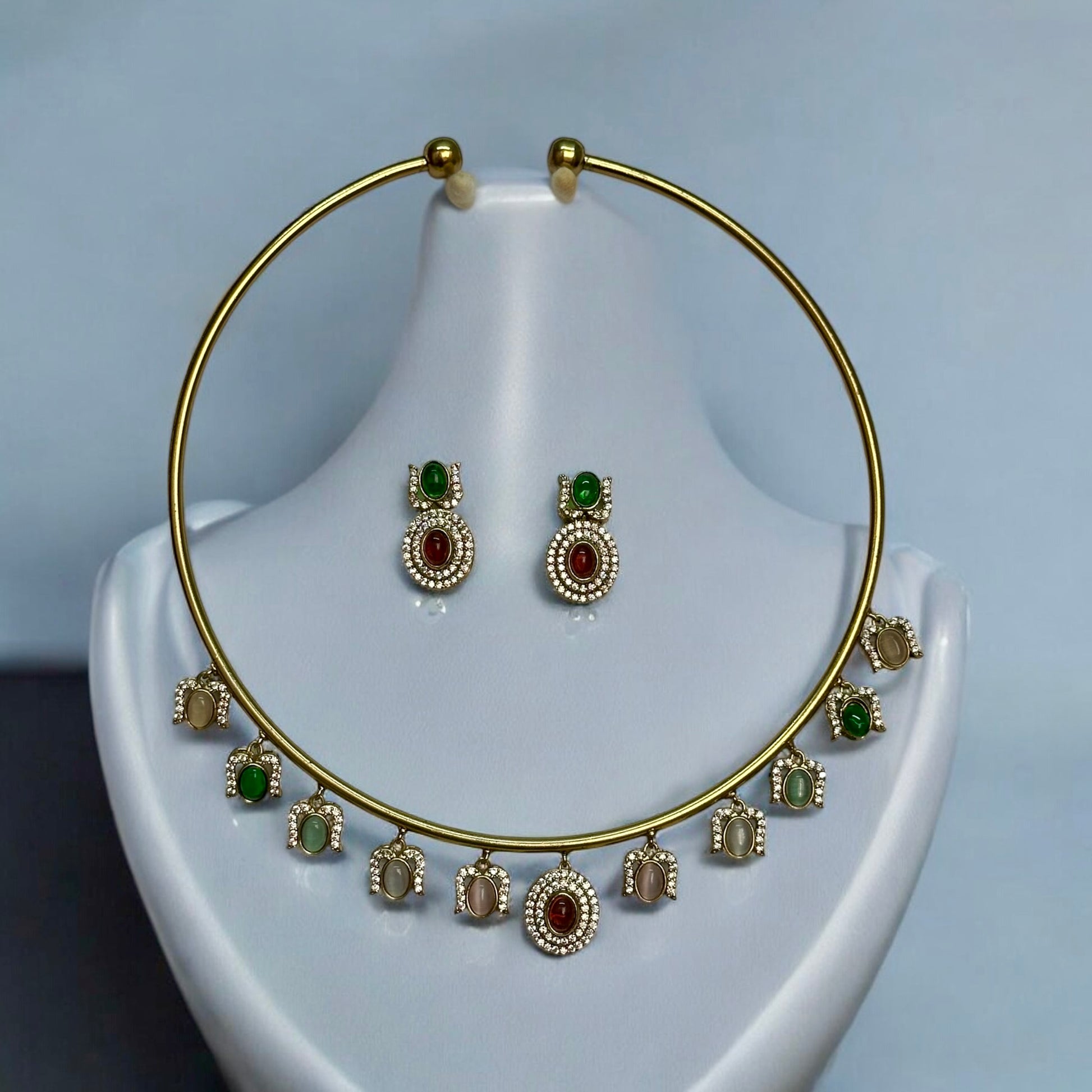 Moissanite Premium Hasli in Multi-Colour Necklace Set with Matching Earrings – a modern gold-tone necklace with sparkling moissanite stones and vibrant multi-colour accents. Ideal for festive and traditional occasions.