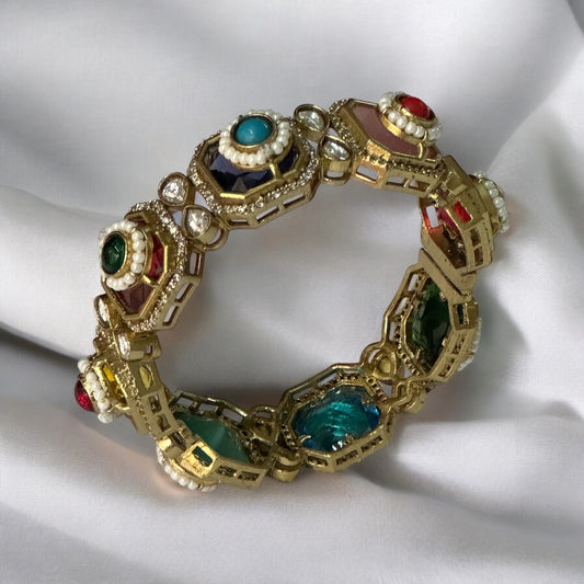 Exquisite single Pachi Kundan bangle adorned with colorful moissanite stones and delicate pearl detailing.