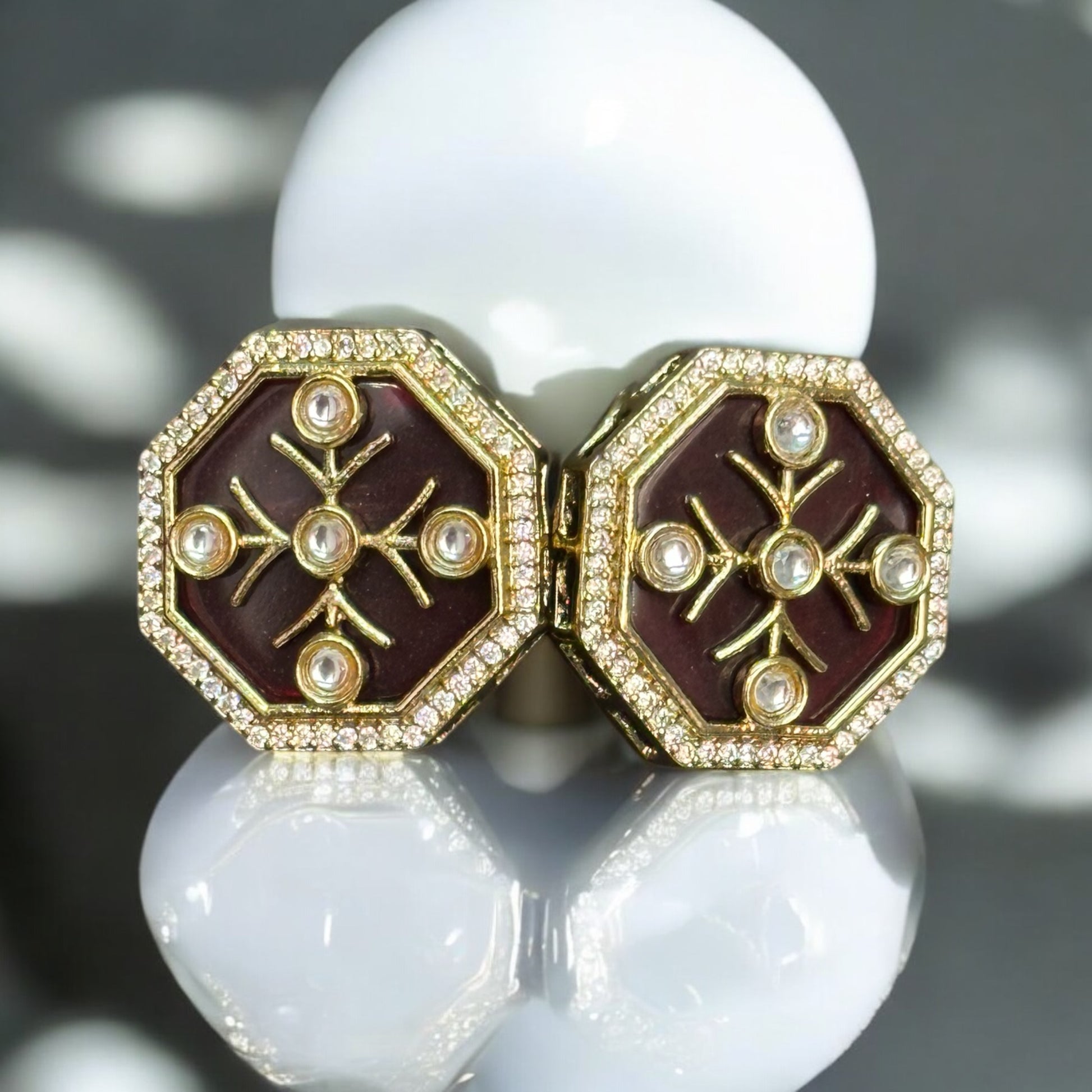 Polki Kundan Necklaces' Earrings – intricate design featuring carved red Monalisa stones, polki, and kundan detailing with a gold-tone finish. Ideal for weddings and festive occasions.